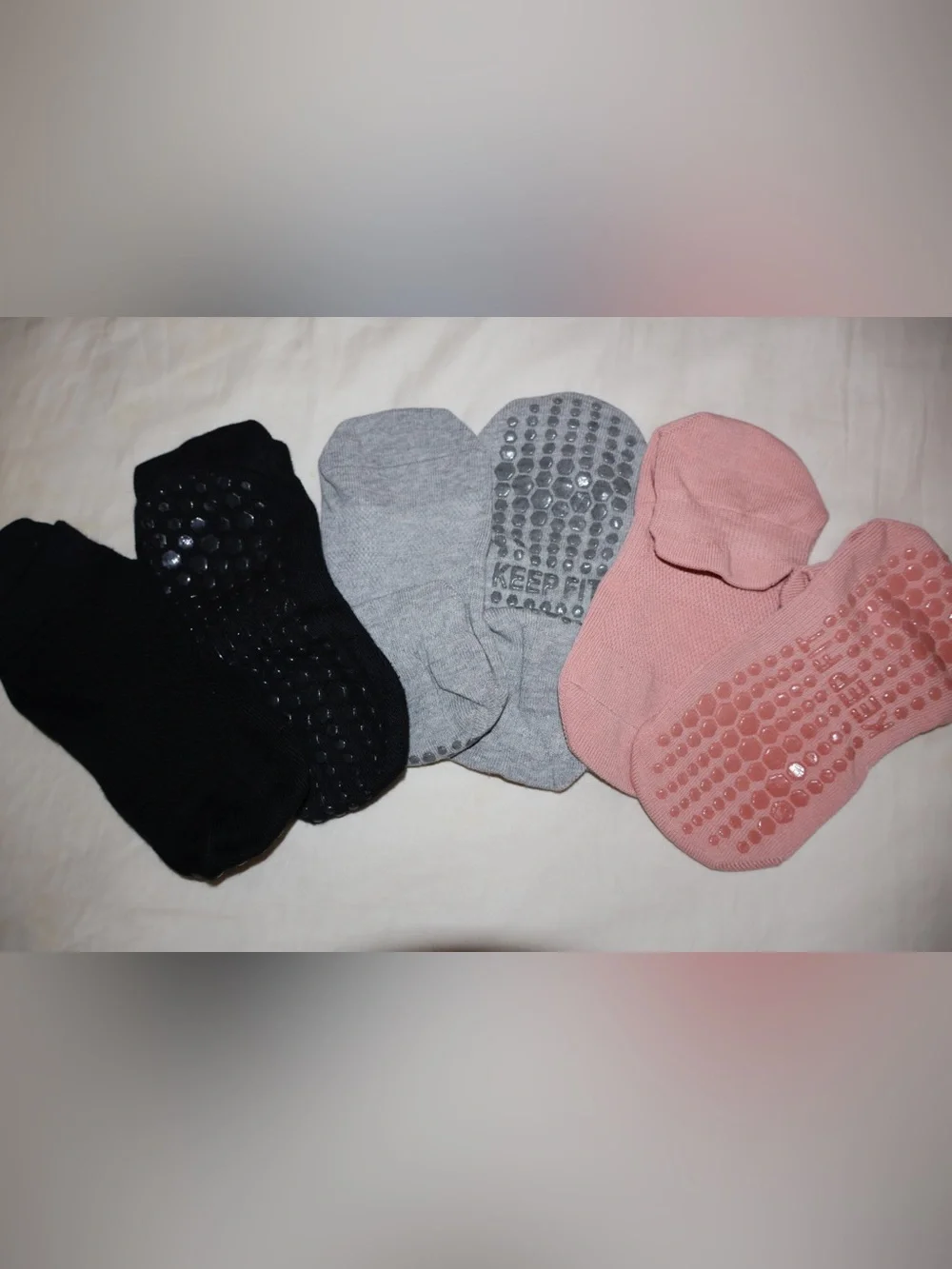 3 Pairs Non-Slip Grip Yoga Pilates Barre Socks Black Gray Pink